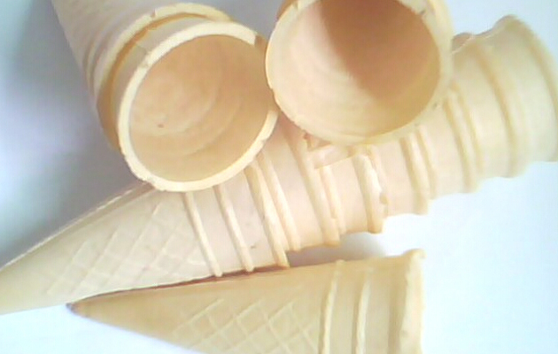 Why Businessman Should Choose Automatic Ice Cream Cone Baking Machine